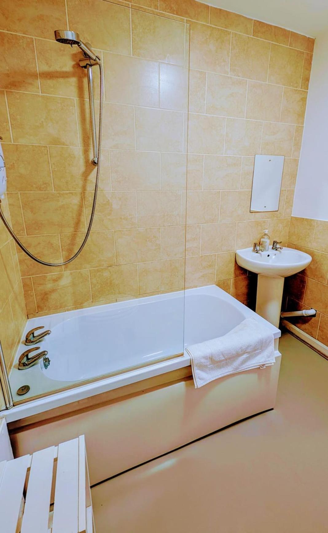 Oyo Aparthotel Hathern מראה חיצוני תמונה